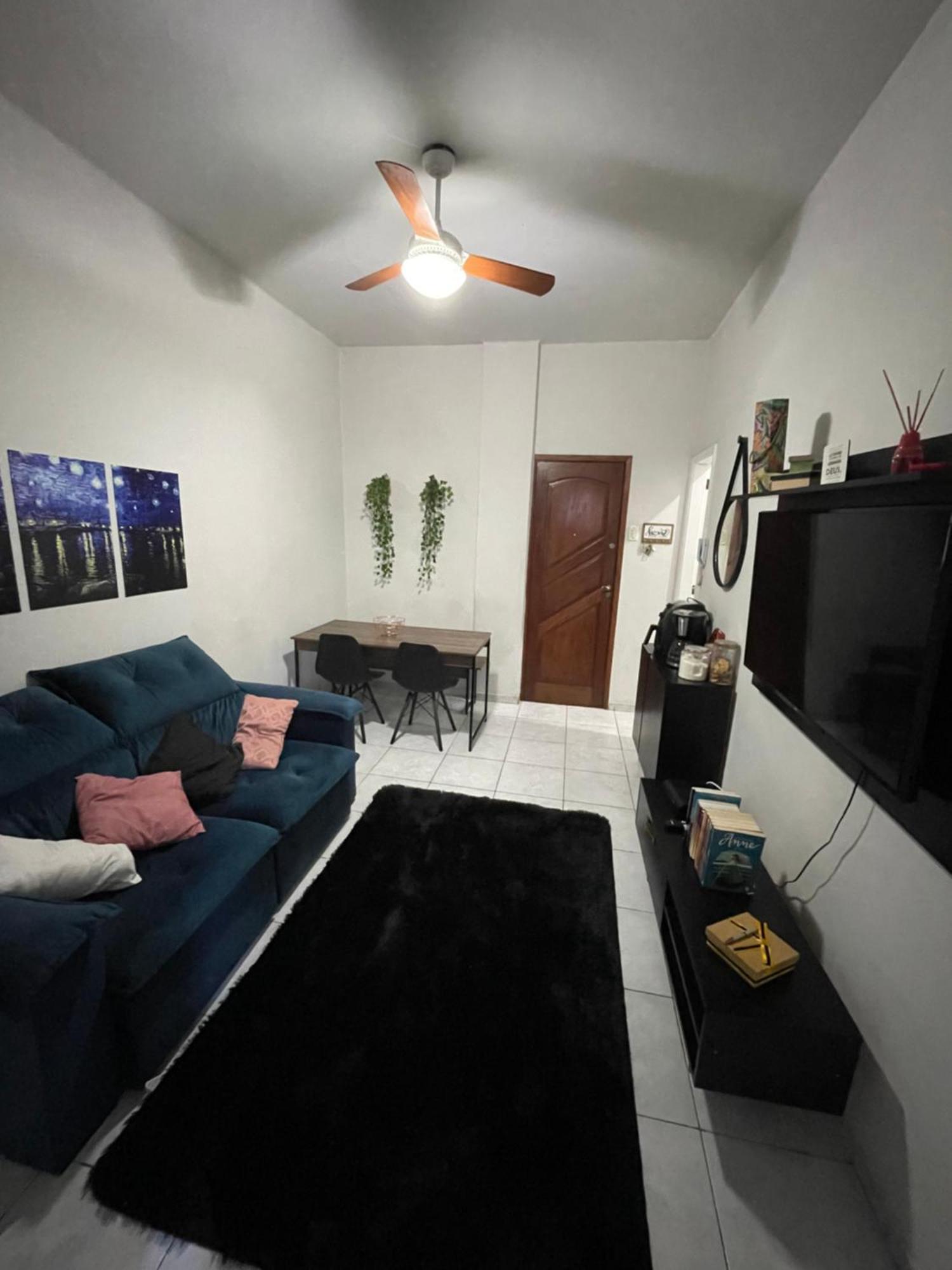 Quarto Em Copacabana Proximo Ao Metro E Praia Habitación en casa particular *